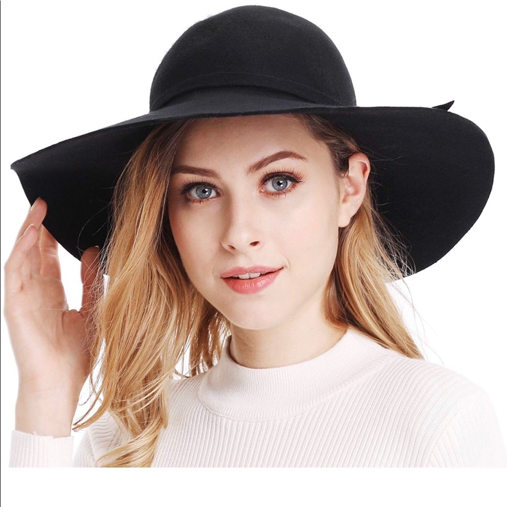 Black wool wide brim floppy hat.